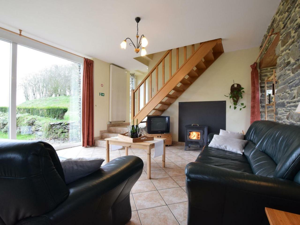 Comfortable Cottage In Neufmoulin With Meadow View Houffalize Exteriér fotografie