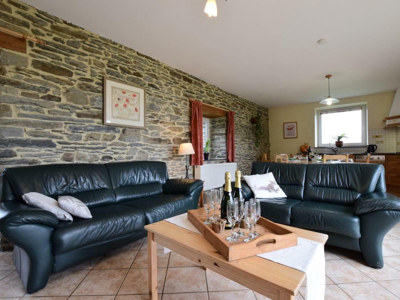 Comfortable Cottage In Neufmoulin With Meadow View Houffalize Exteriér fotografie