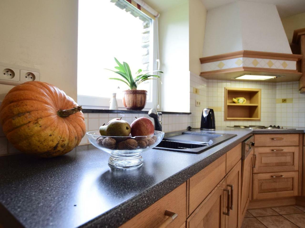 Comfortable Cottage In Neufmoulin With Meadow View Houffalize Exteriér fotografie