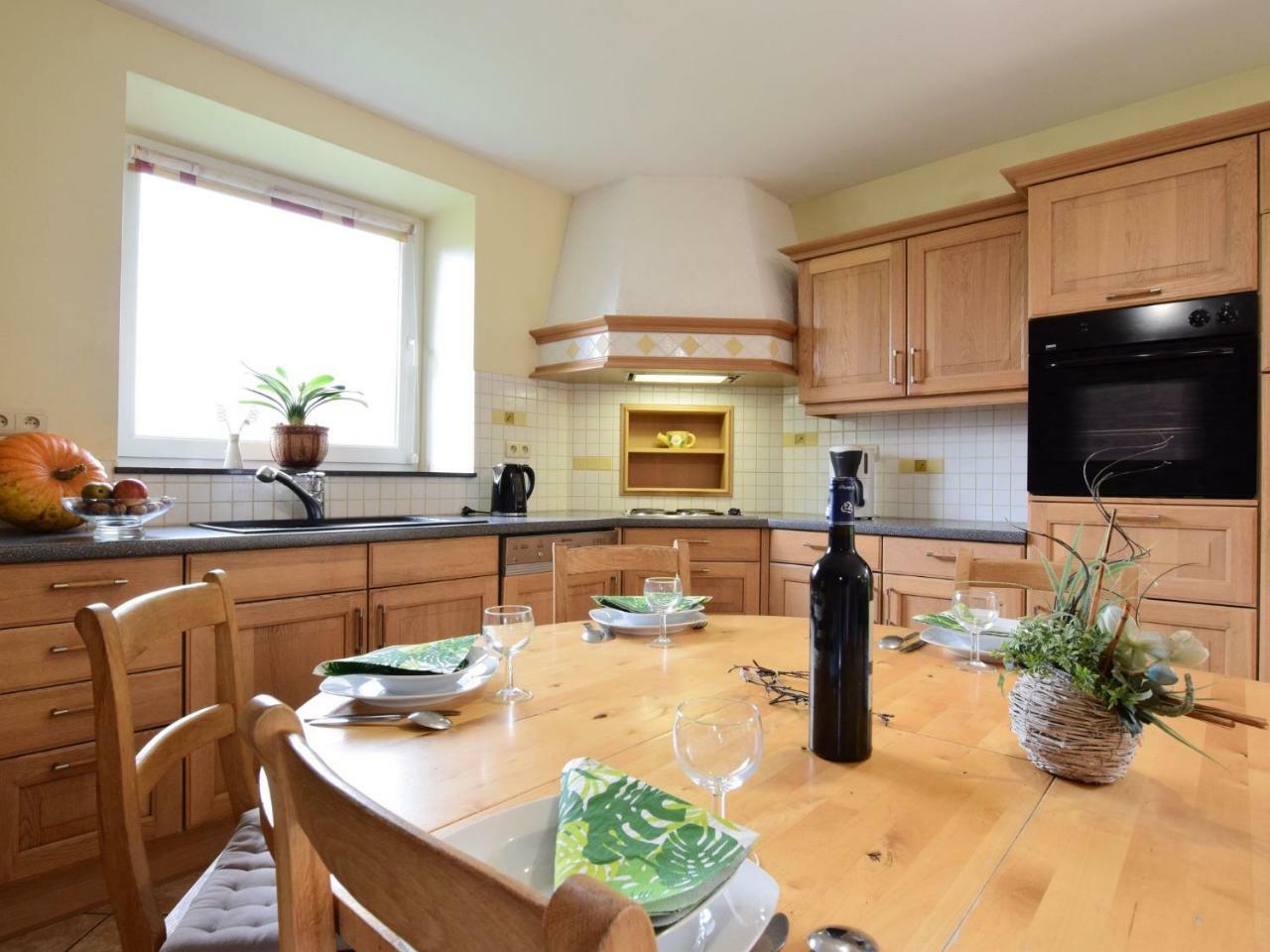 Comfortable Cottage In Neufmoulin With Meadow View Houffalize Exteriér fotografie