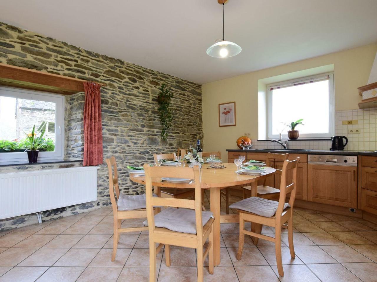 Comfortable Cottage In Neufmoulin With Meadow View Houffalize Exteriér fotografie