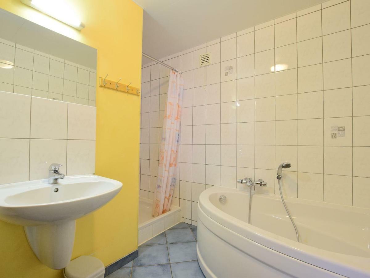 Comfortable Cottage In Neufmoulin With Meadow View Houffalize Exteriér fotografie